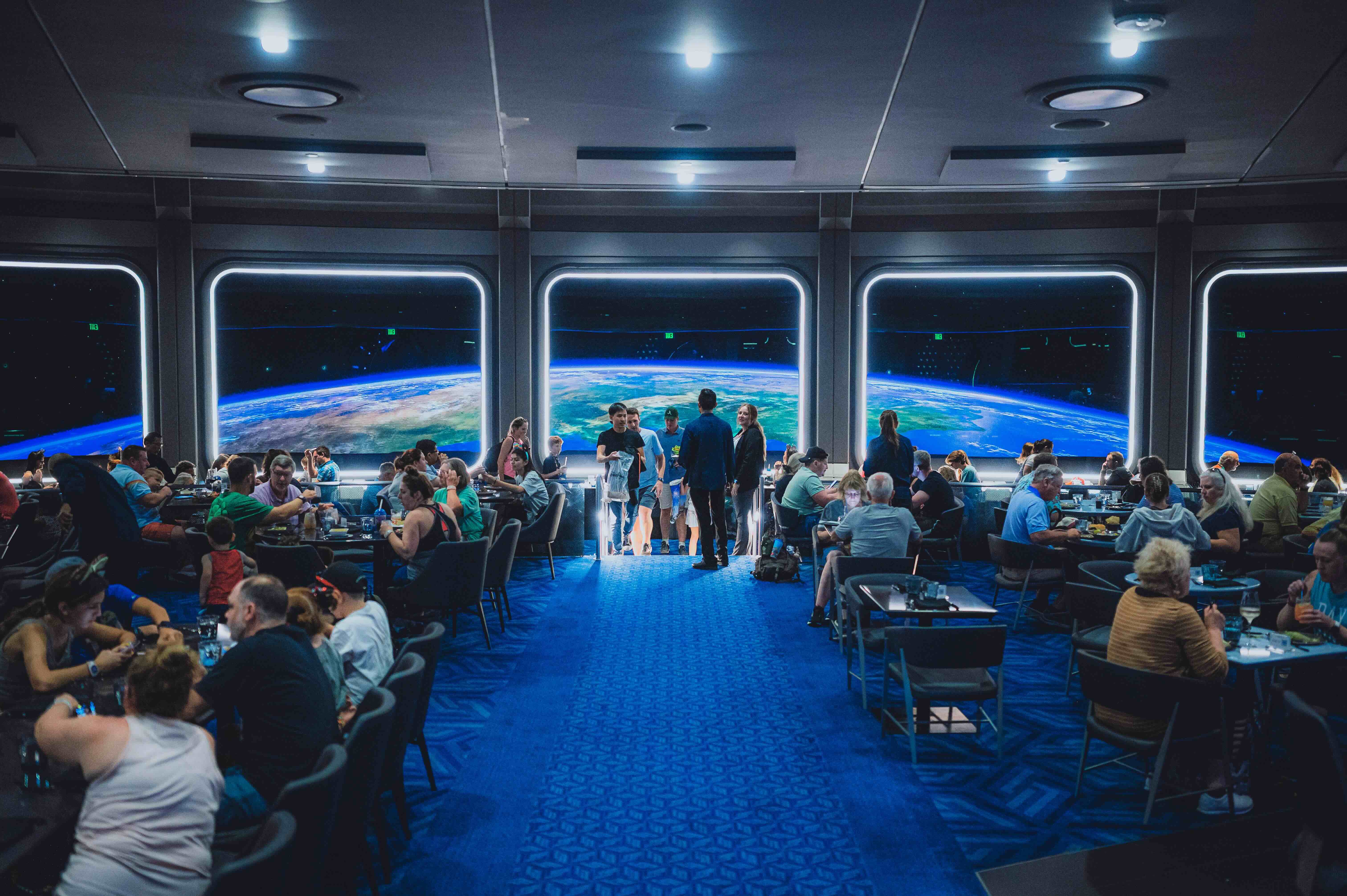 spaceship restaurant